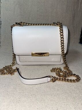 Michael Kors Jade Leather Crossbody gold chain - bright white - great condition.